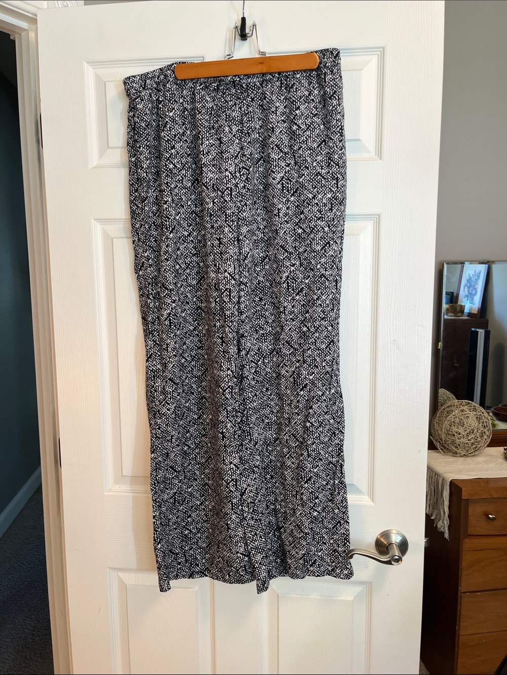 St. John's Bay Black & White Printed Wide-Leg Pants